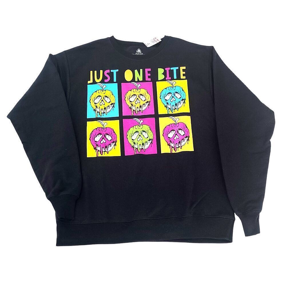 Disney Snow White Evil Queen Just One Bite sweatshirt black Size small Halloween